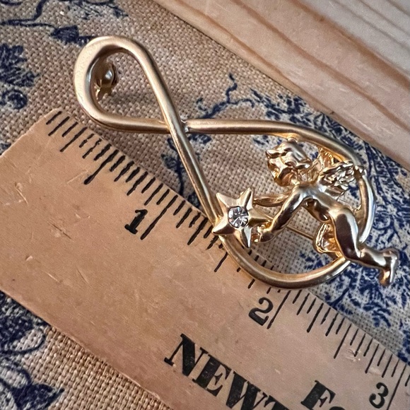 Music Clef Note with Cherub Star Gold Vintage Pin Brooch - Picture 2 of 8